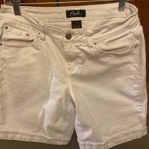 Earl Jeans Women's White Jean Shorts